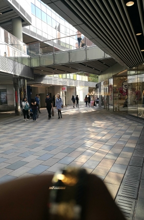 紧身皮裤学生妹