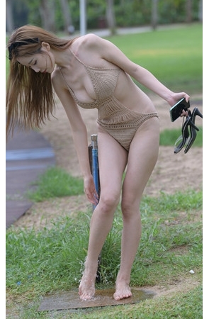 （套图二）吊带针织比基尼小姐姐(397P)[8.01G/JPG]