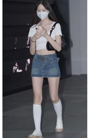 牛仔裙美女(60P)