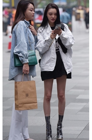 漂亮的长腿小姐姐(107P)[2.11G/JPG]