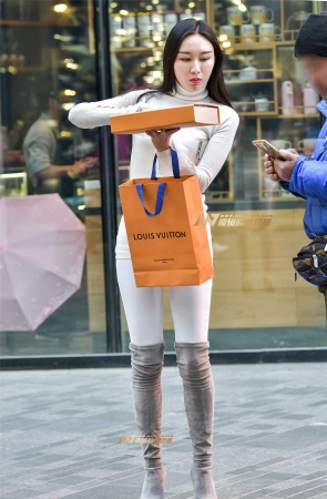 春节后第3拍：白富美性感美女迷人