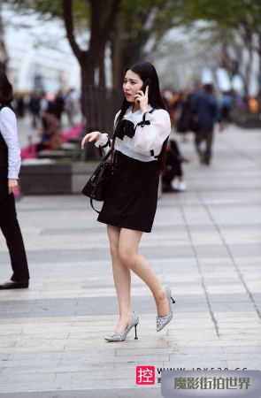 高跟美腿小姐姐3A3549[41.6M]