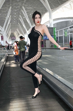 裹身连体衣裤性感长腿美女