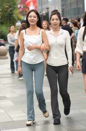 2464-5=69√双瑜出海 16P