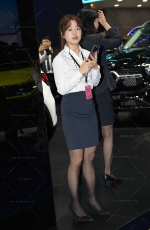 2468-52=28√白衬衫 5P