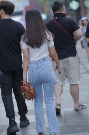 如此紧牛 瞬间沁人心脾