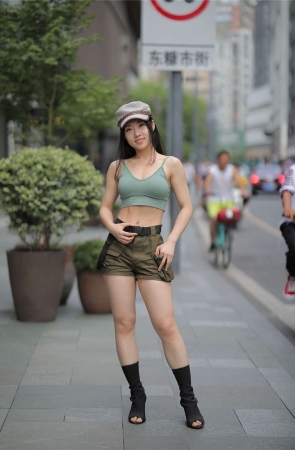 凯恩街拍摄影作品 初次见面 让人羡慕的腹肌