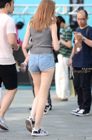 神摄手参赛28 热裤紧臀（15P）