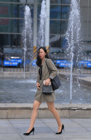 返工de肉丝短裙美女