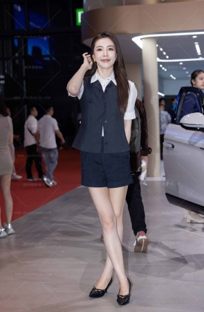 4.29 上海车展之周胜男的极品美腿 135P 13P