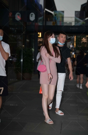 偶遇短裙小仙女