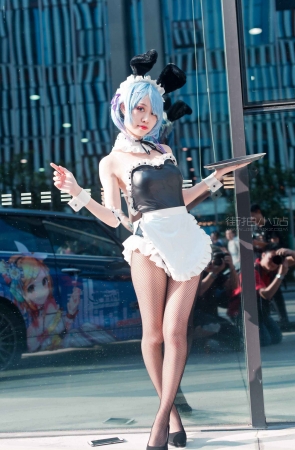 cos的网袜美少女