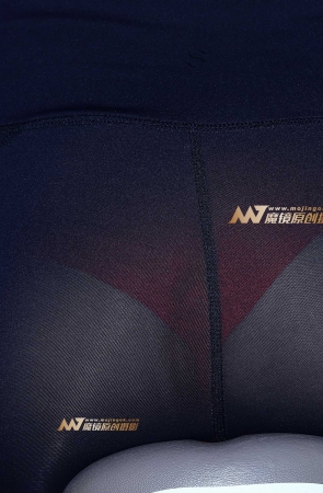 哪吒头运动女孩