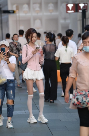 2275-19+125纤细美腿女孩