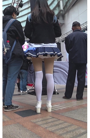 白色高筒袜小姐姐