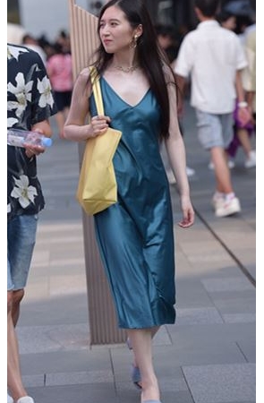 V领长裙女友(32P)