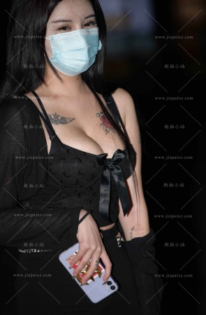 黑色长裤丰满美女  [20P]