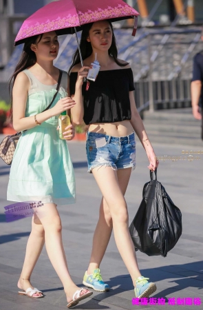 李欢原创——–美女，美腿（16P）