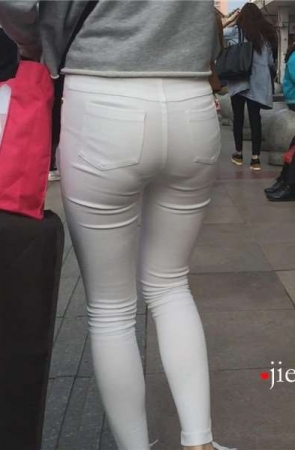 白裤女孩 [1.16 GB]