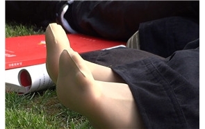 跟小男友约会 [526 MB/MP4]