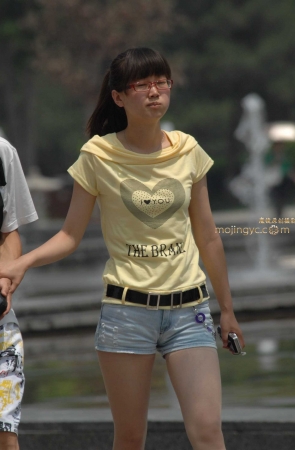 2016-08-07性感T裤裹身长裙少妇33张