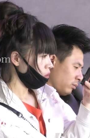 4k超清，小清新气质美眉 直接晒出棉袜