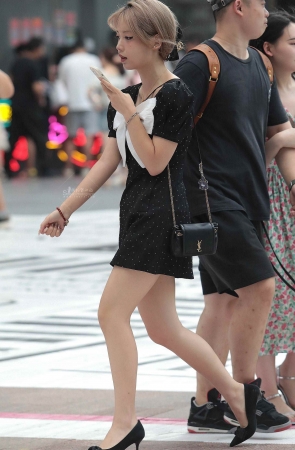 街拍高跟妹子