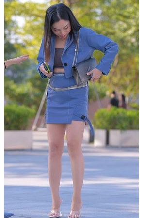 蓝裙高跟美眉(38P)