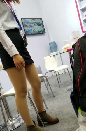 4k超清，OL高腰包臀裙白衬衫美腿女孩