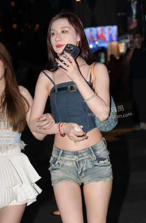 23619-8=141/穿这么紧真的舒服吗【套图➕视频】 14P