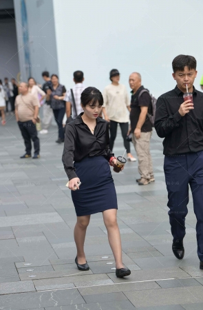 平底鞋制服工装小姐姐