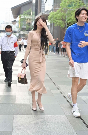 街拍长裙高跟美女 [18P]