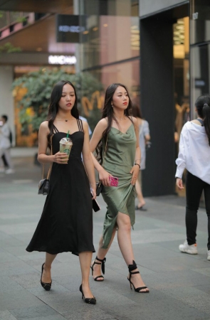 吊带长裙姐妹花 [40P-297MB]