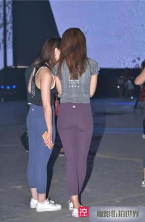 喜欢摄影的瑜伽美女MJ1741[362M]