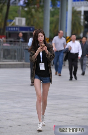 苗条长腿美女3A856[104M]