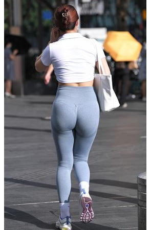 从健身房出来的MM(137P)