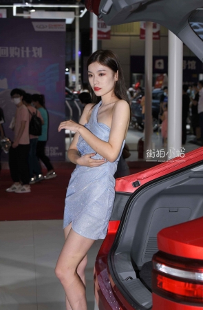 苗条长腿模特