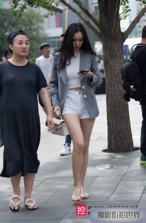 去咖啡店的小姐姐3A3109[647M]