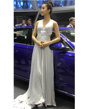 4k-甜美性感漂亮车模美女