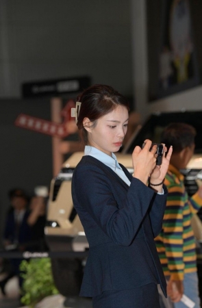 展会黑丝销售 [144P-3.63GB]