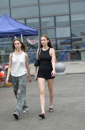 美腿白皙的洋妞