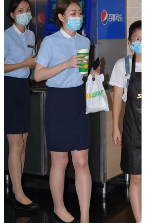 肉丝制服前台美女(24P)