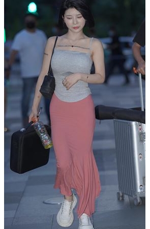 粉色包屯美女(28P)