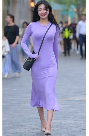 爱跳舞的长裙美女(120P)