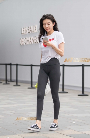 一颗红心送给你