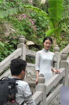 4k-外拍的极品文静甜美古典美女小姐姐