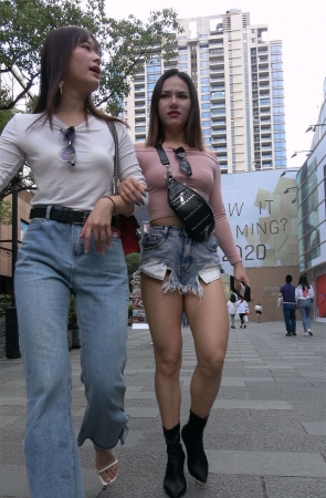 性感热裤极品美女
