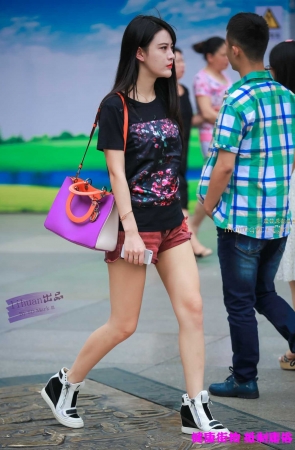 李欢原创——–短裤，美女（15P）