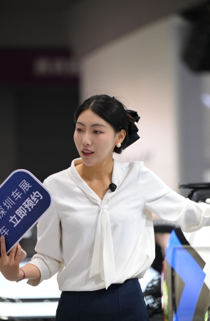 2565-35-96√平底凉拖-少妇头主播