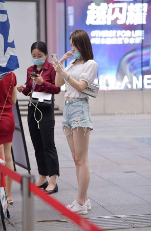 超喜欢这样秀气的姑娘